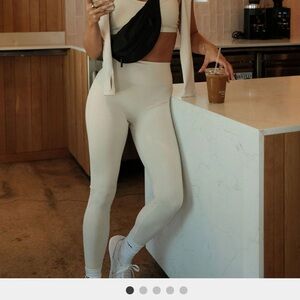 Recreation Sweat Leggings Size S in Oatmeal